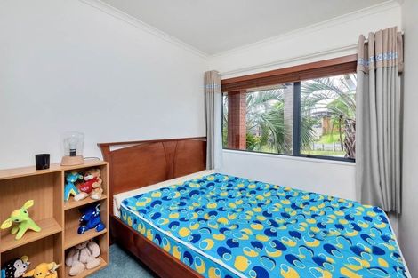 Photo of property in 10 Chelmsley Avenue, Henderson, Auckland, 0612