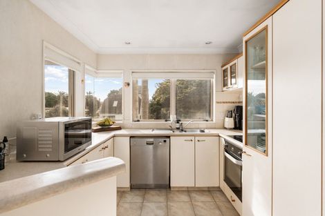 Photo of property in 130a Oceanbeach Road, Mount Maunganui, 3116