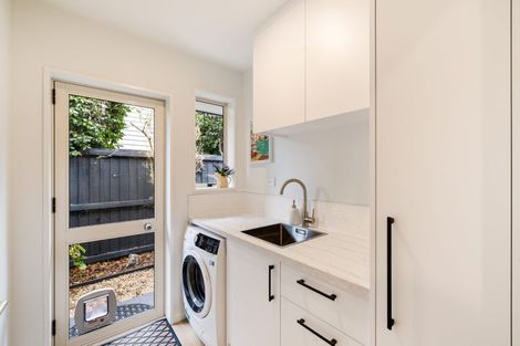 Photo of property in 11 Kotare Street, Fendalton, Christchurch, 8041