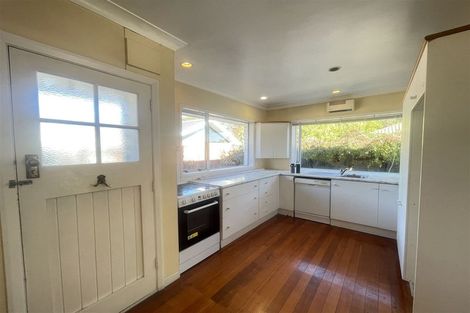 Photo of property in 1/215 Memorial Avenue, Burnside, Christchurch, 8053