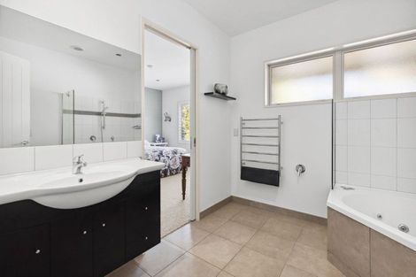 Photo of property in 31 Matheson Crescent, Albert Town, Wanaka, 9305