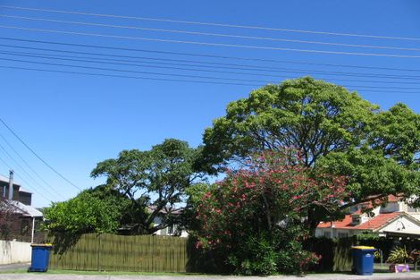 Photo of property in 18 Dallinghoe Crescent, Milford, Auckland, 0620