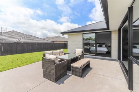 Photo of property in 13a Estate Grove, Inglewood, 4330