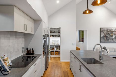 Photo of property in 42 Te Auhi Way, Welcome Bay, Tauranga, 3112