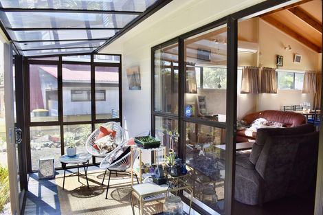 Photo of property in 28 Sarah Street, Waikawa Beach, Levin, 5573