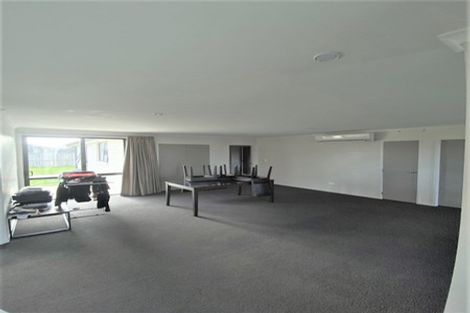 Photo of property in 13 Derwent Place, Flagstaff, Hamilton, 3210