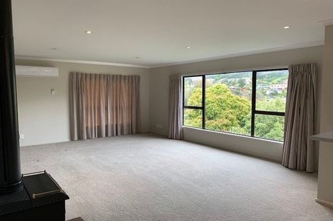 Photo of property in 29 Observatory Close, Whitby, Porirua, 5024