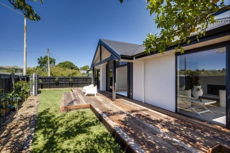 Photo of property in 30a Lucknow Road, Havelock North, 4130