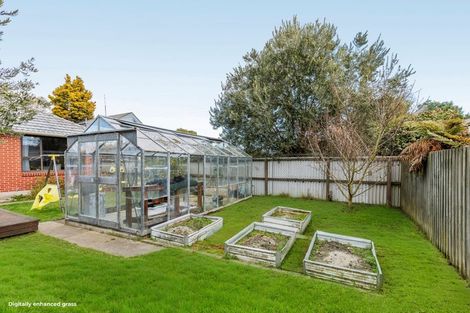 Photo of property in 9 Hannah Place, Redwood, Christchurch, 8051