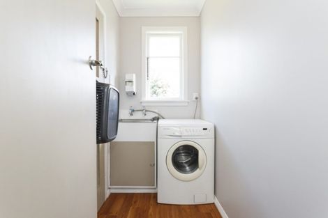 Photo of property in 6 Waterford Place, Westbrook, Palmerston North, 4412