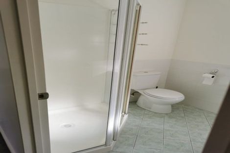 Photo of property in 70 Sturges Road, Henderson, Auckland, 0612