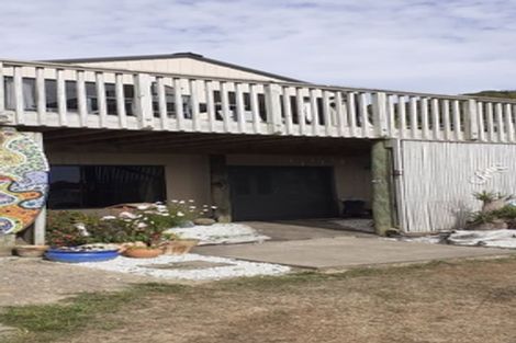 Photo of property in 97b Te Mahoe Road, Mokau, 4376