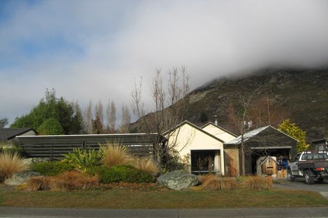Photo of property in 42 Remarkables Crescent, Frankton, Queenstown, 9300