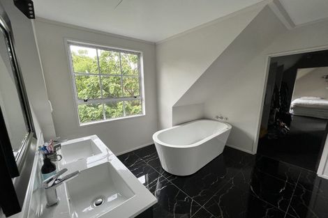 Photo of property in 295 Wooldridge Road, Harewood, Christchurch, 8051