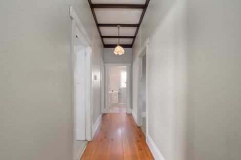 Photo of property in 19 Williams Street, Cambridge, 3434