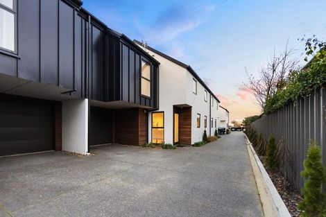 Photo of property in 3/27 Springfield Road, St Albans, Christchurch, 8014