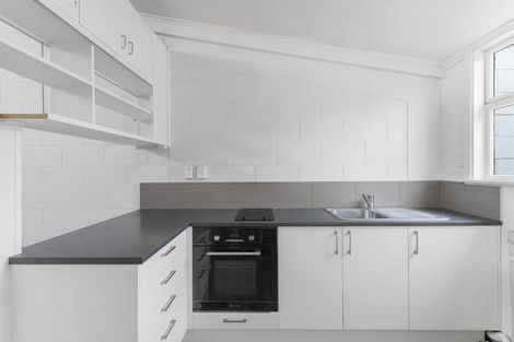 Photo of property in 12/27 Mokoia Road, Birkenhead, Auckland, 0626