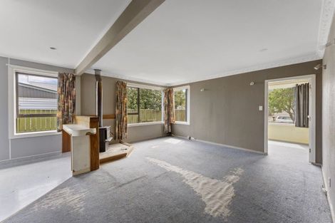 Photo of property in 2 Gibson Crescent, Naenae, Lower Hutt, 5011