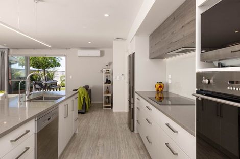 Photo of property in 6 Warlock Way, Papamoa, 3118