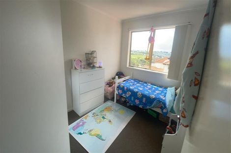 Photo of property in 36 Trimaran Drive, Gulf Harbour, Whangaparaoa, 0930