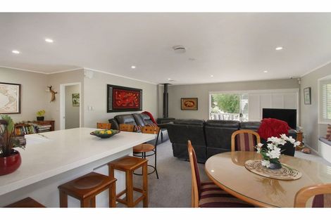 Photo of property in 7 Taynith Place, Glenfield, Auckland, 0629