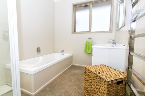 Photo of property in 33 Fenwick Crescent, Cromwell, 9310