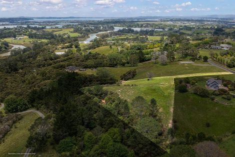 Photo of property in 679 Ridge Road, Riverhead, 0793