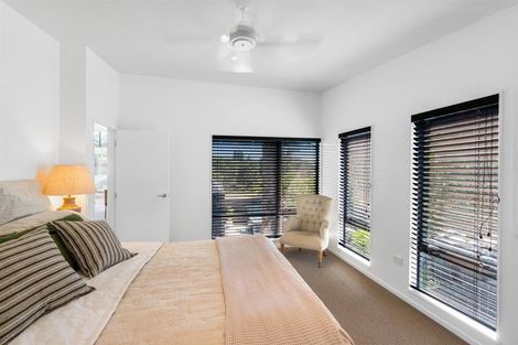 Photo of property in 35 Lagoon Way, Omaha, 0986