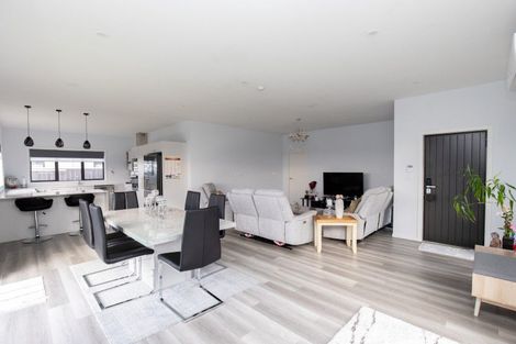 Photo of property in 22 Mcwatters Drive, Ngatea, 3503