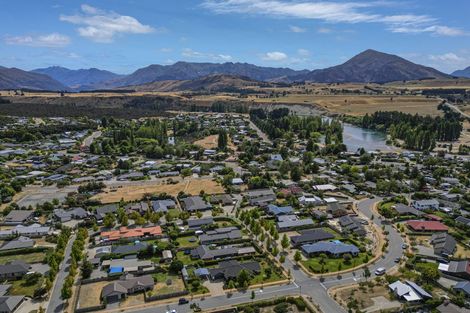 Photo of property in 3 Ash Avenue, Albert Town, Wanaka, 9305
