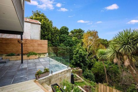 Photo of property in 56 Motuhara Road, Plimmerton, Porirua, 5026