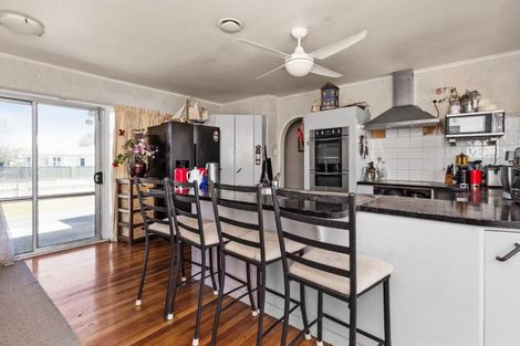 Photo of property in 15 Waterworth Avenue, Onekawa, Napier, 4110