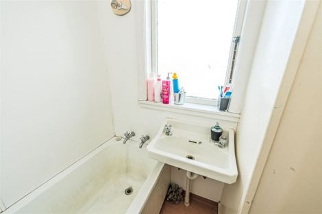 Photo of property in 211-214 Anzac Parade, Whanganui East, Whanganui, 4500