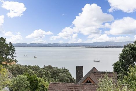 Photo of property in 69 Rosecamp Road, Beach Haven, Auckland, 0626