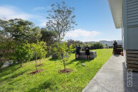 Photo of property in 29 Cambridge Road, Riverhead, 0820