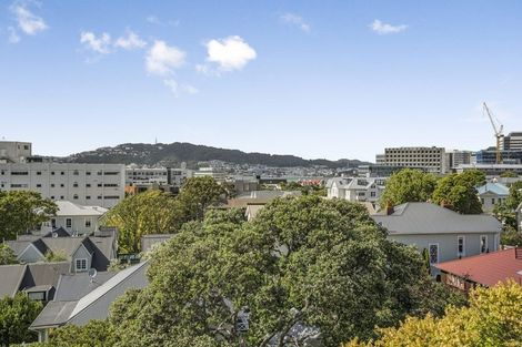 Photo of property in Hobson Court Flats, 59/70 Hobson Street, Thorndon, Wellington, 6011