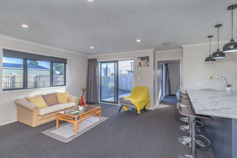 Photo of property in 5a Mckenzie Street, Levin, 5510