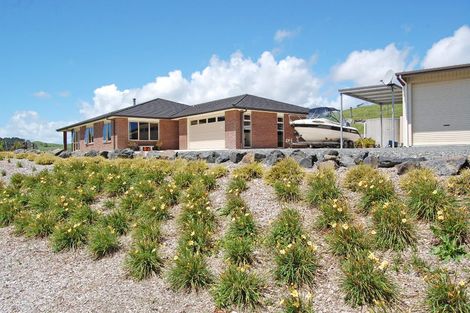 Photo of property in 66 Manu Drive, Kaiwaka, 0573