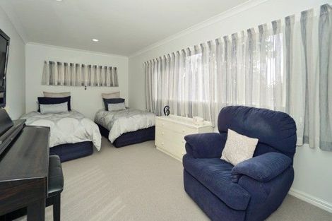 Photo of property in 8 Saunders Place, Te Puke, 3119