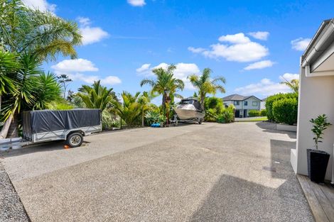 Photo of property in 10a Mackay Drive, Greenhithe, Auckland, 0632