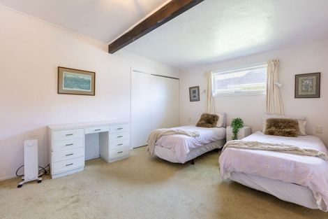 Photo of property in 84 Winara Avenue, Waikanae, 5036