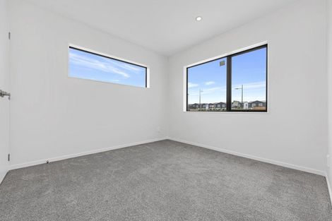 Photo of property in 27 Combat Street, Papakura, 2110