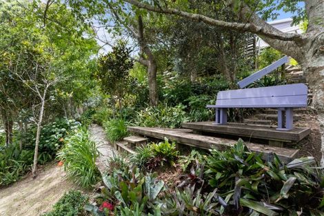 Photo of property in 114 Te Pamahue Drive, Whangamata, 3620
