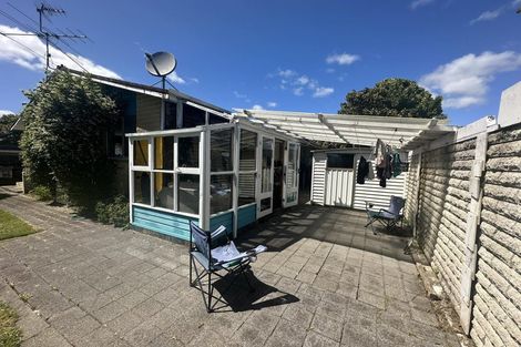 Photo of property in 1/1a Sequoia Place, Maoribank, Upper Hutt, 5018