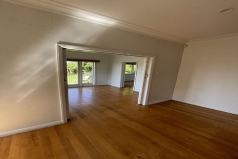 Photo of property in 23 Peverill Crescent, Papatoetoe, Auckland, 2025