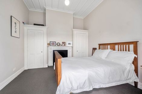 Photo of property in 5 Shoal Bay Road, Devonport, Auckland, 0624