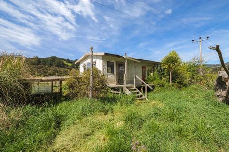 Photo of property in 54 Doctors Point Road, Waitati, 9085