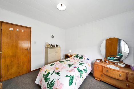 Photo of property in 4/29 Clemow Road, Fitzroy, New Plymouth, 4312