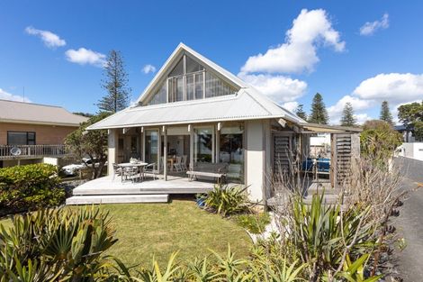 Photo of property in 5 Marine Parade, Orewa, 0931