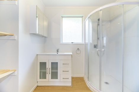 Photo of property in 61 Reynella Drive, Massey, Auckland, 0614